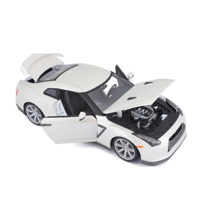 BBURAGO 2009 Nissan GT-R 1:18 - 12079