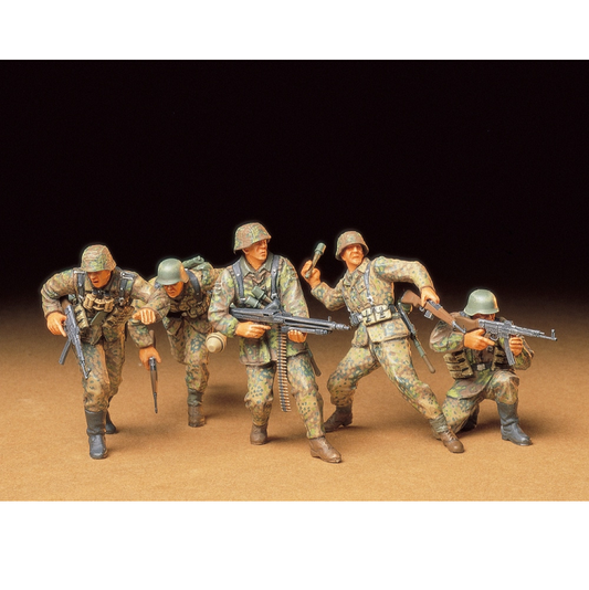 TAMIYA German Frontline Infantry WWII 1:35 - 35196