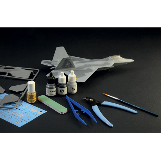 ITALERI Lockheed Martin F-22 Raptor Starter Set 1:72 - 72011