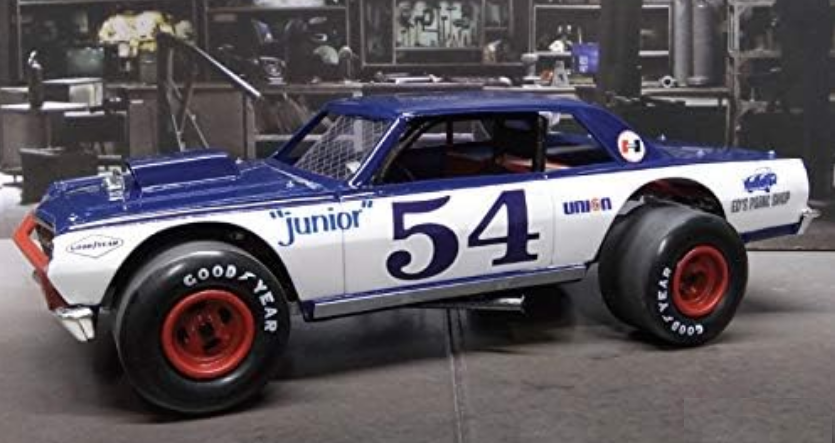 AMT 1965 Chevy Chevelle Modified Stocker 1:25 - AMT1177