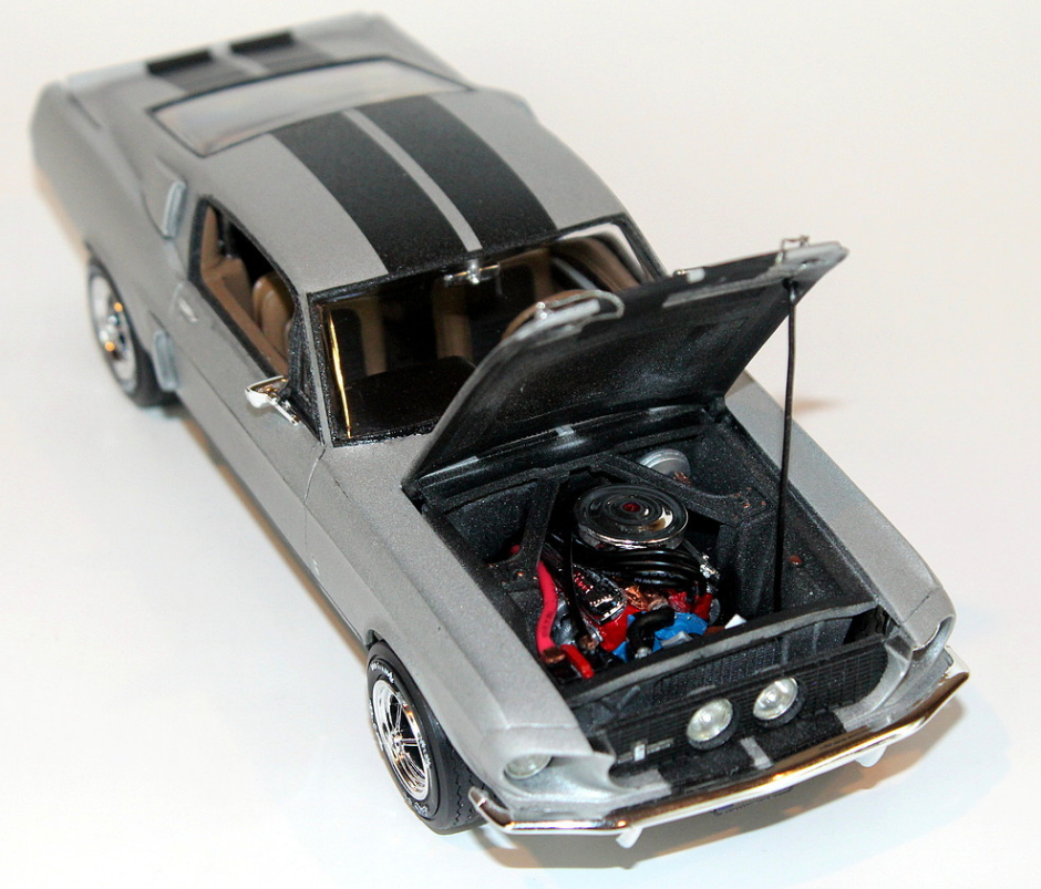 AMT 1967 Shelby GT350 White 1:25 - AMT800