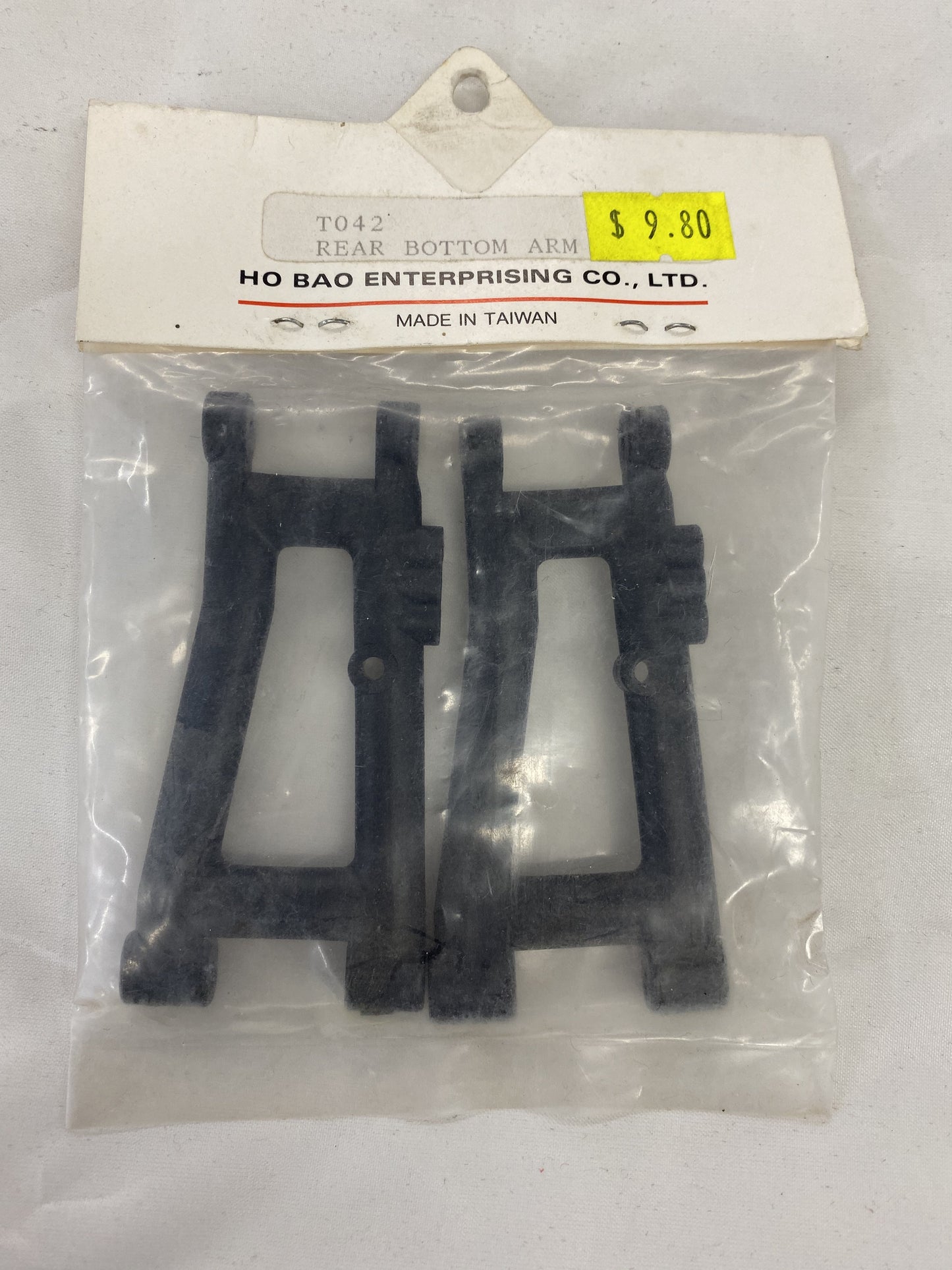 HOBAO Rear Lower Arm Pirate 2pcs - HB-T042