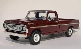 MOEBIUS 1970 Ford F-100 Custom Cab 1:25 - MOE1230
