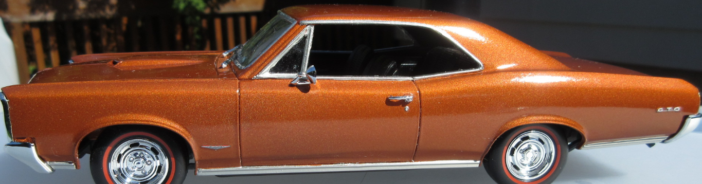 TAMIYA X-34 Metallic Brown Mini Acrylic 10ml - 81534