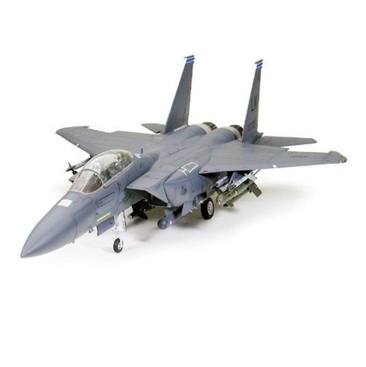 TAMIYA McDonnell Douglas F-15E Strike Eagle w/ Bunker Buster 1:32 - 60312