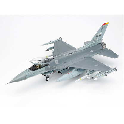 TAMIYA Lockheed Martin F-16CJ Block 50 Fighting Falcon 1:48 - 61098