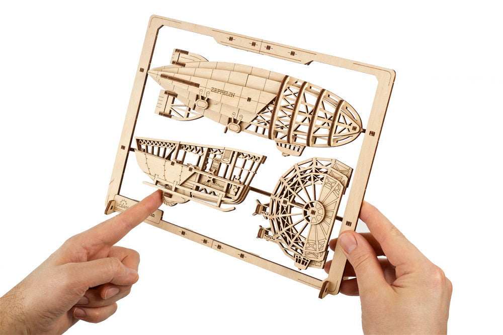 UGEARS Zeppelin 2.5D Puzzle - 70208