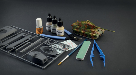 ITALERI King Tiger Tank Starter Set 1:72 - 72005