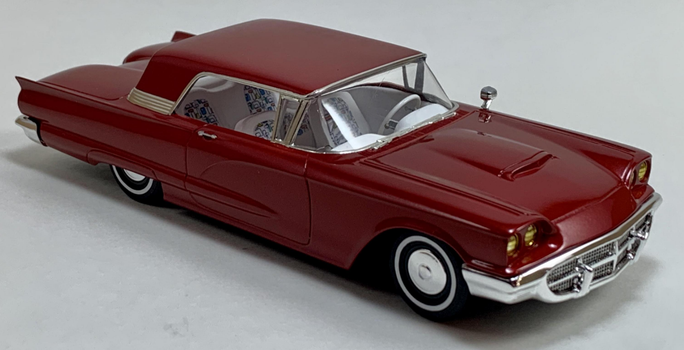 AMT 1960 Ford Thunderbird Hardtop 1:32 - AMT1135
