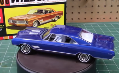 AMT 1966 Buick Wildcat 1:25 - AMT1175