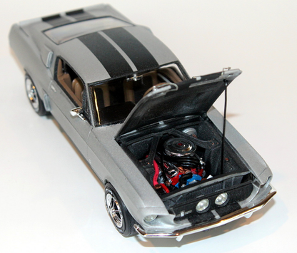 AMT 1967 Shelby GT350 White 1:25 - AMT800