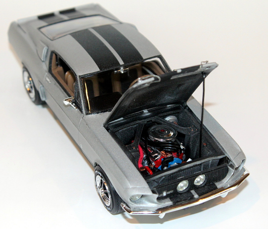 AMT 1967 Shelby GT350 White 1:25 - AMT800