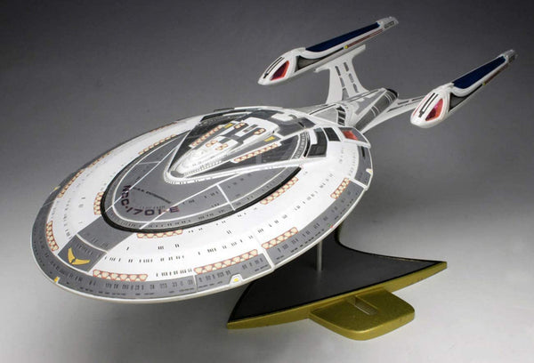 AMT Star Trek USS Enterprise NCC-1701-E 1:1400 - AMT853