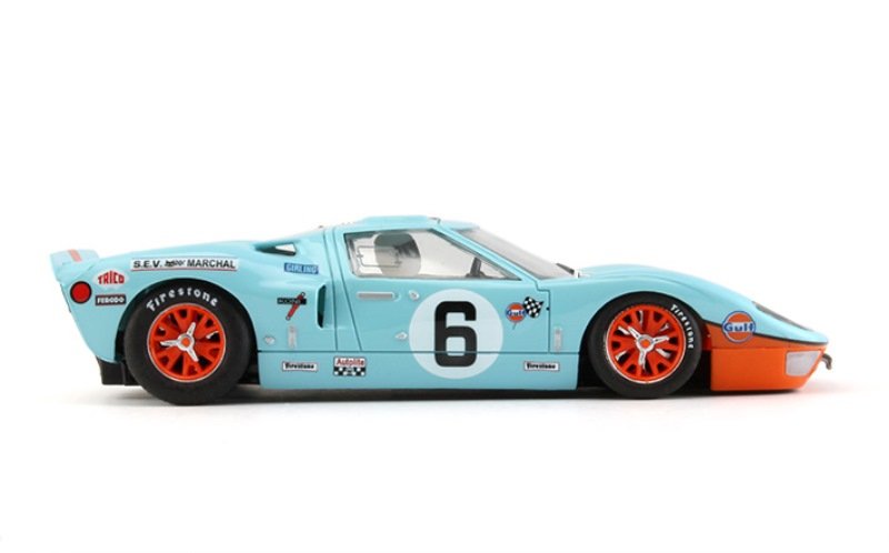 REVELL 1968 Ford GT 40 Le Mans 1:24 - 07696