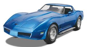 REVELL 82 CORVETTE 1:24 - 0885