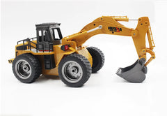 HUINA 1:18 Excavator with Wheels, 2.4Ghz Radio, Battery and USB Charger - SFMHN1530