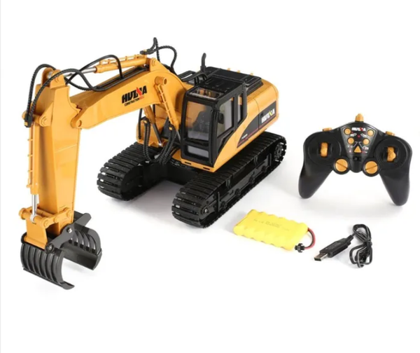 HUINA 1:14 Excavator with Grapple, 2.4Ghz Radio, Battery and USB Charger - SFMHN1570