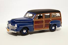 REVELL 48 FORD WOODY 1:25 - 4282