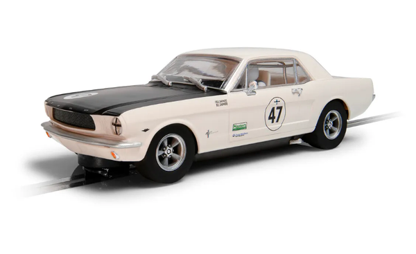 SCALEXTRIC Ford Mustang Bill and Fred Shepherd Goodwood Revival - C4353