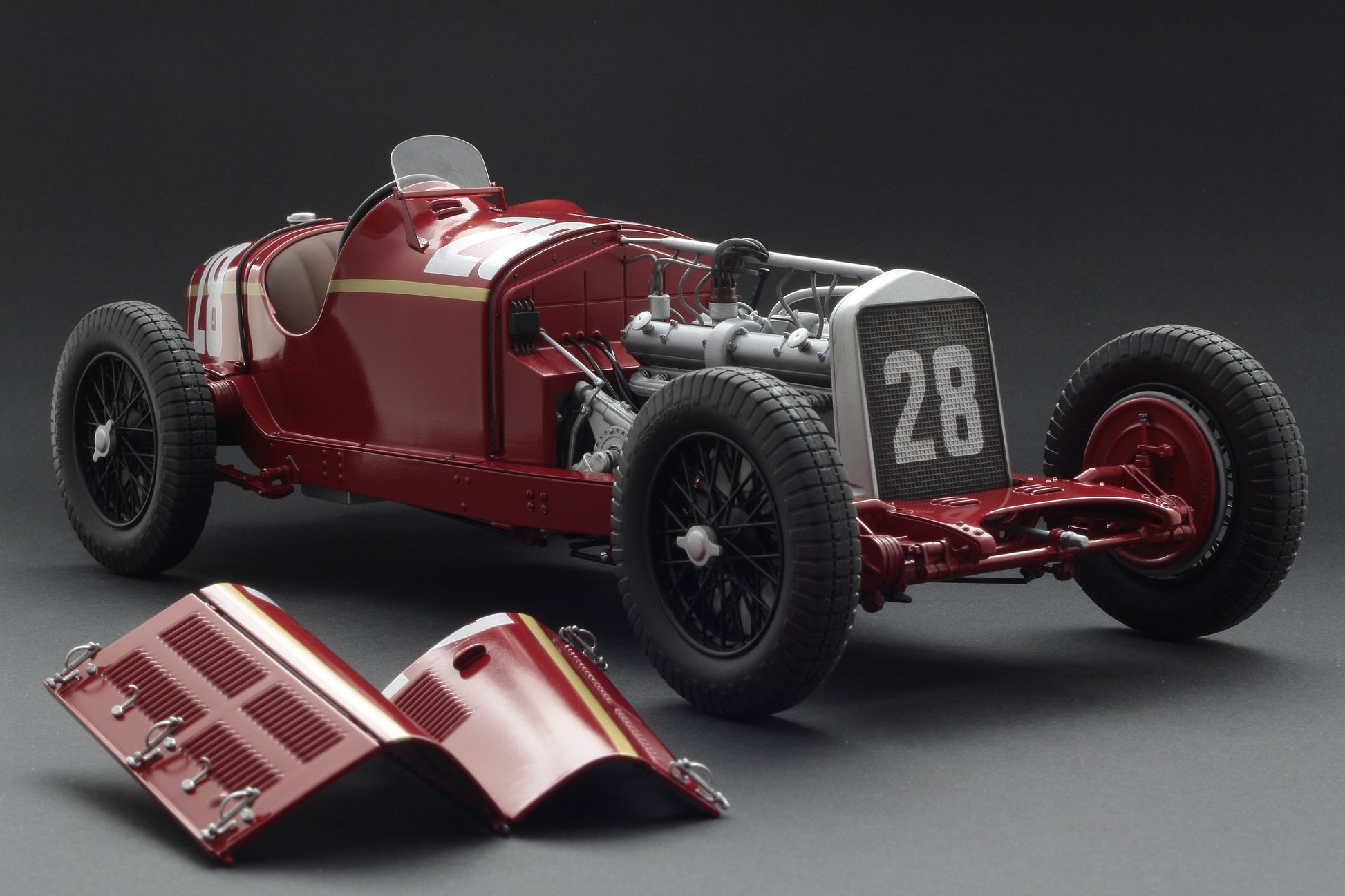 ITALERI Alfa Romeo 8C 2300 Monza Tazio Nuvolari 1:12 - 4706S