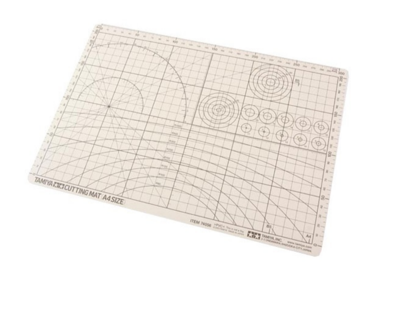 TAMIYA A4 Cutting Mat Beige - 74056