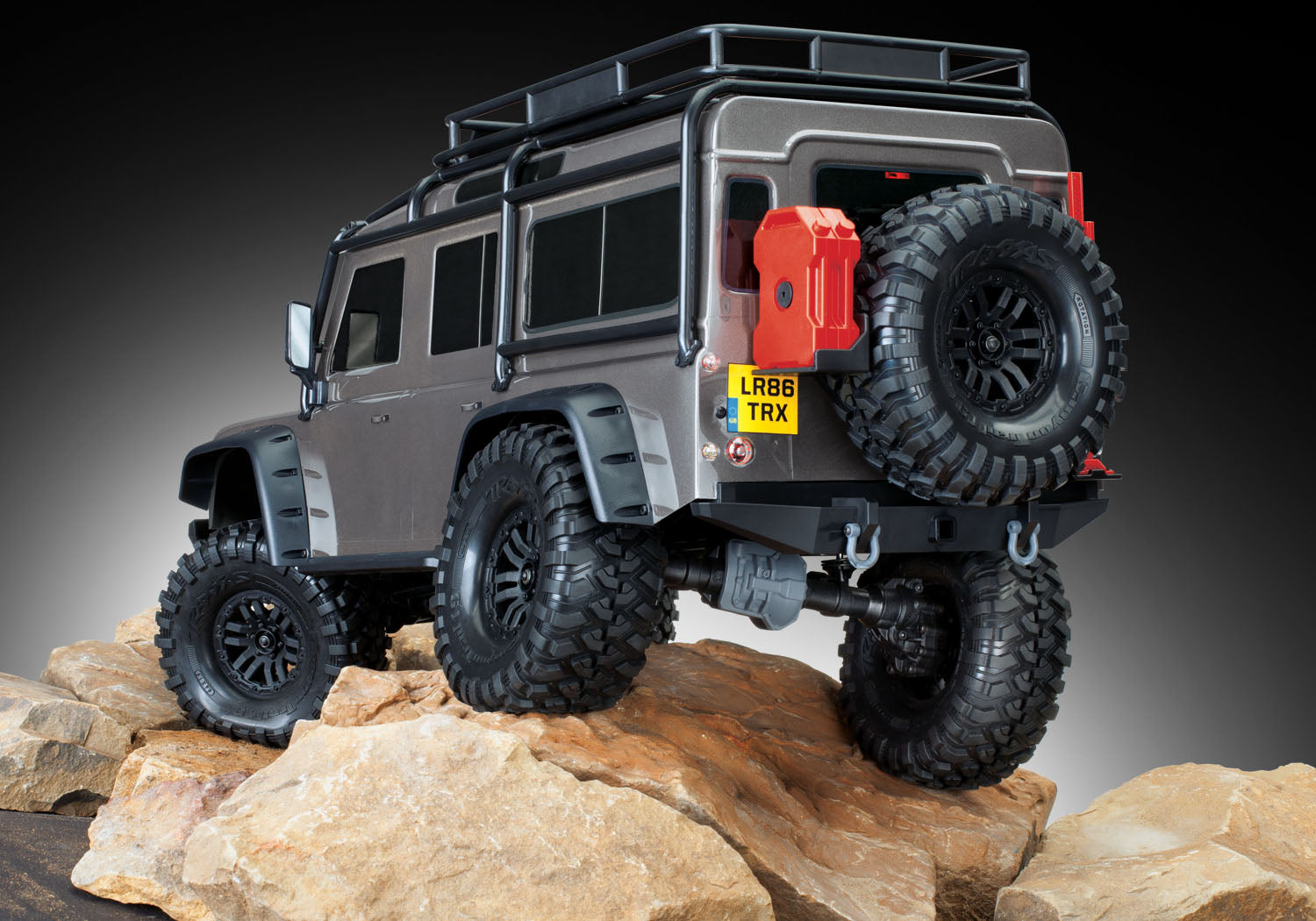 TRAXXAS TRX-4 DEFENDER SCALE AND TRAIL CRAWLER Silver with TQi 2.4Ghz Bluetooth Radio - 82056-4SLVR | RC Garage Hobby Shop