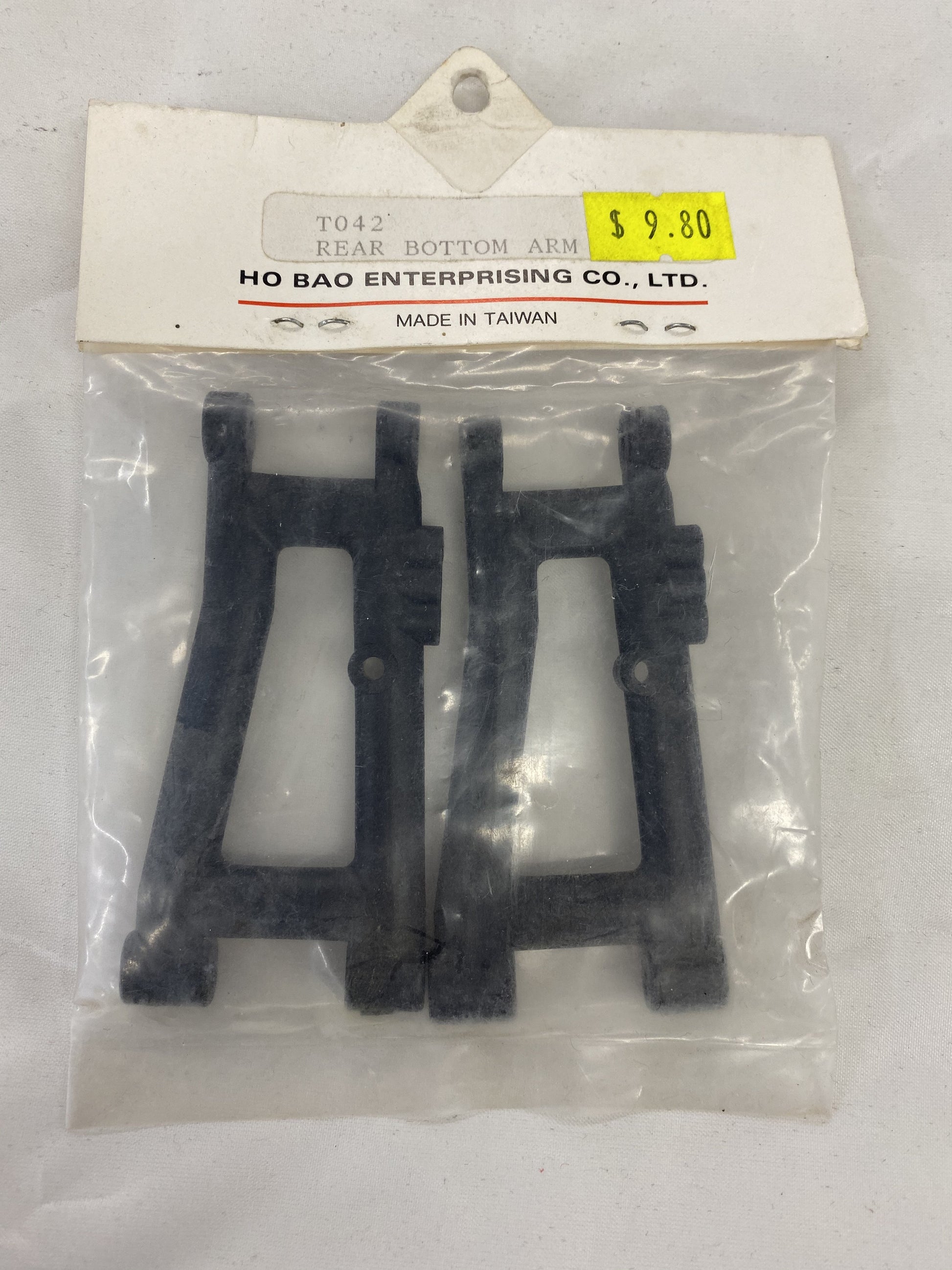 HOBAO Rear Lower Arm Pirate 2pcs - HB-T042