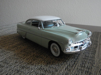 MOEBIUS 1954 Hudson Hornet Coupe 1:25 - MOE1213